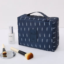 Load image into Gallery viewer, Pristine Brush™ Travel Makeup Bag - Pristine Brush